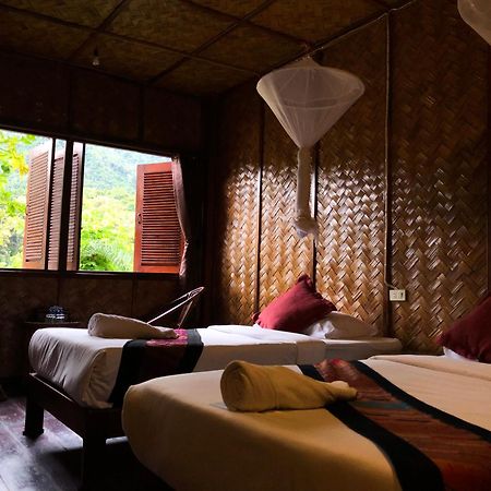 Mekong Riverside Lodge Пакбенг Экстерьер фото