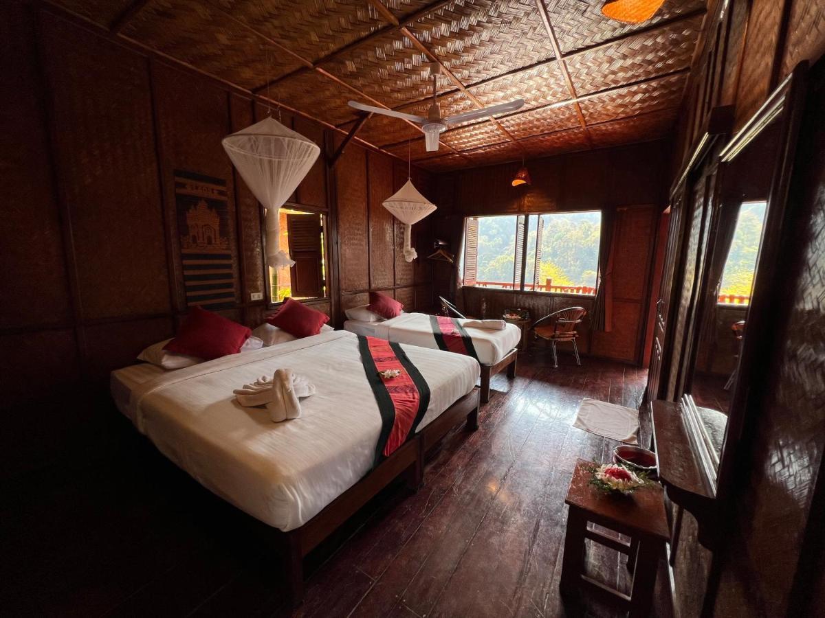 Mekong Riverside Lodge Пакбенг Экстерьер фото