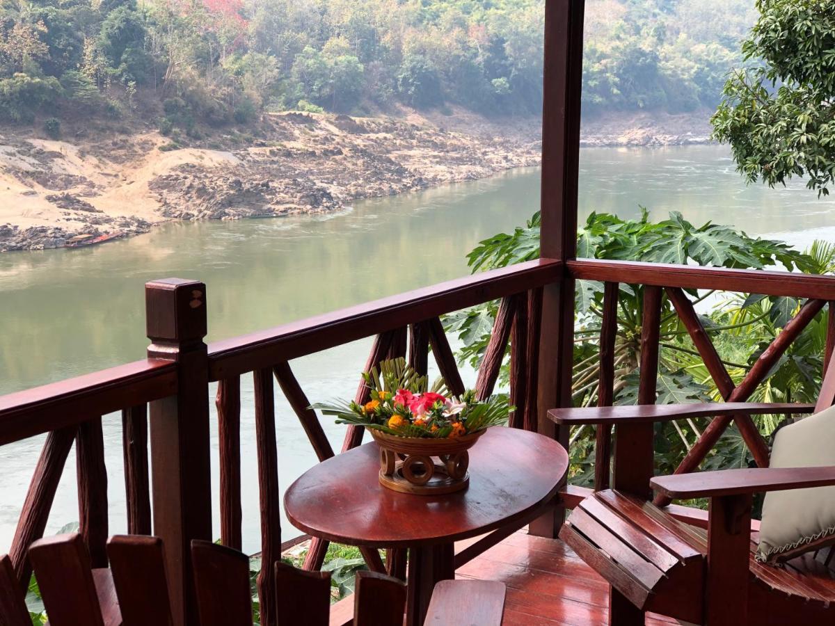 Mekong Riverside Lodge Пакбенг Экстерьер фото